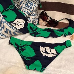 RAISINS bikini bottom NWT blue and green floral M